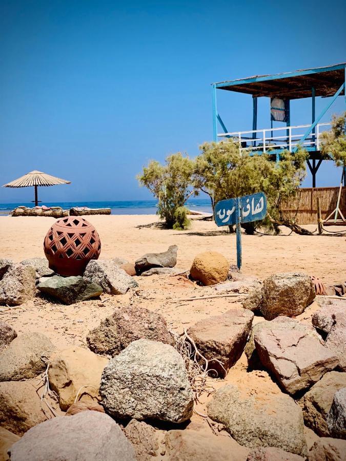 Half Moon Camp Hotell Taba Exteriör bild