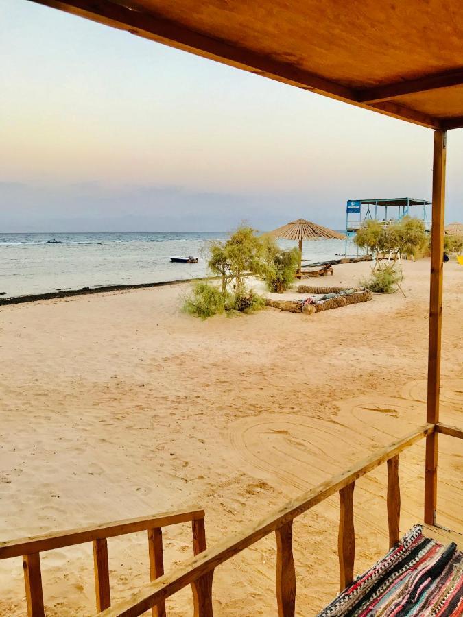 Half Moon Camp Hotell Taba Exteriör bild